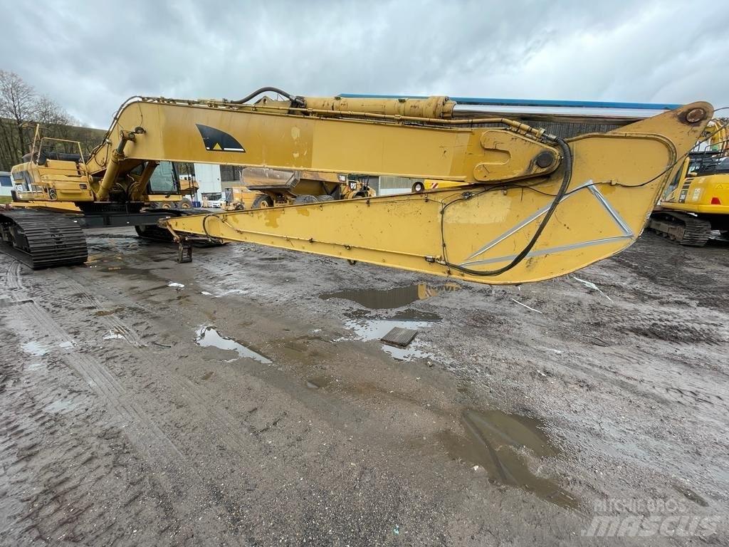 CAT 345 B L 大型油圧ショベル12t以上（パワーショベル・ユンボ）