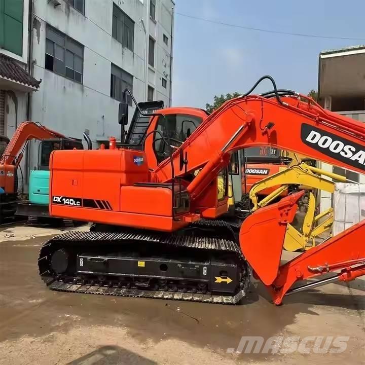 Doosan DX150 大型油圧ショベル12t以上（パワーショベル・ユンボ）