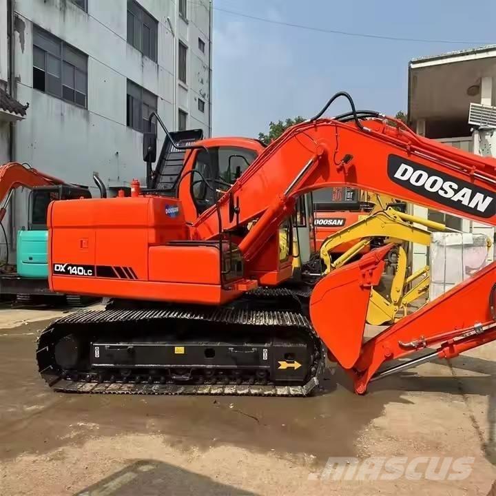 Doosan DX150 大型油圧ショベル12t以上（パワーショベル・ユンボ）