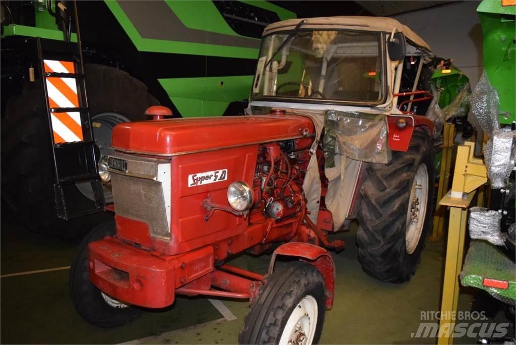 Renault Super 5D トラクター