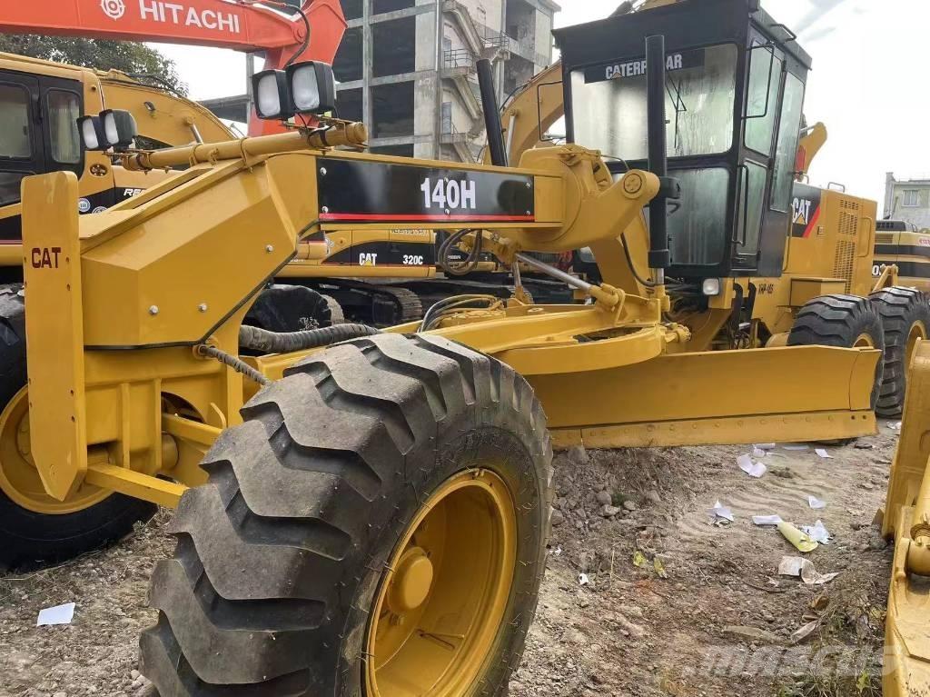 CAT 140 H モーターグレーダー