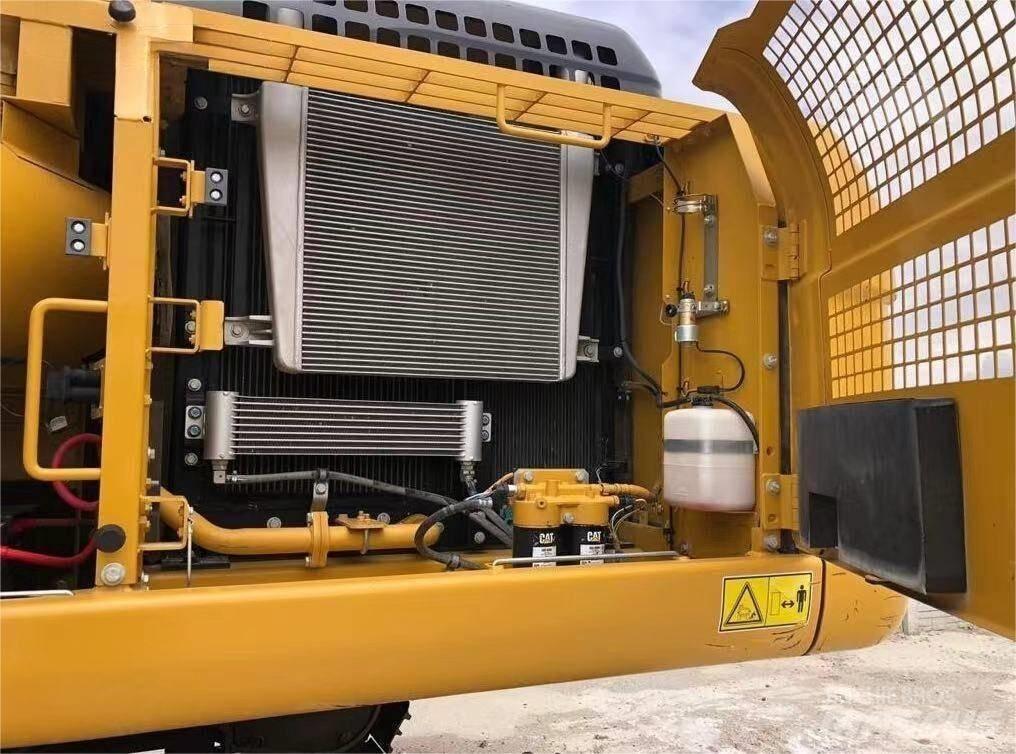 CAT 330D 大型油圧ショベル12t以上（パワーショベル・ユンボ）