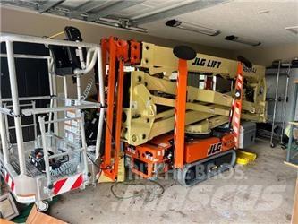 JLG 600AJ BOO ブームリフト　屈伸型