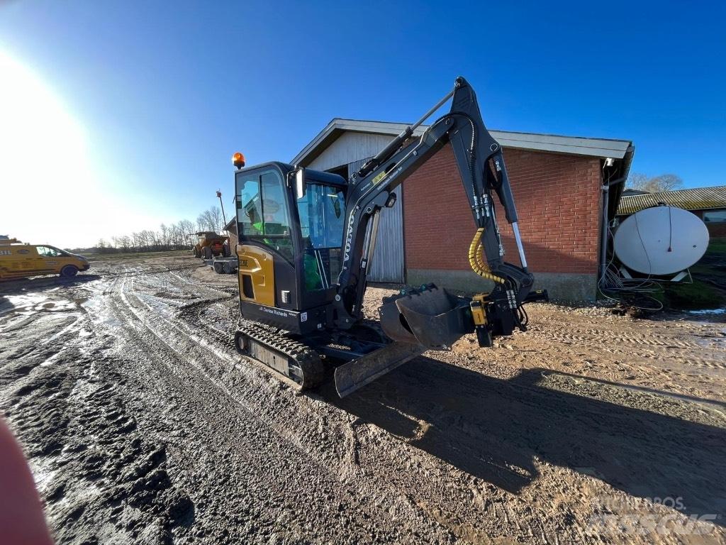Volvo EC 20 E ミニ油圧ショベル 7t以下（ミニユンボ・ミニディガー）