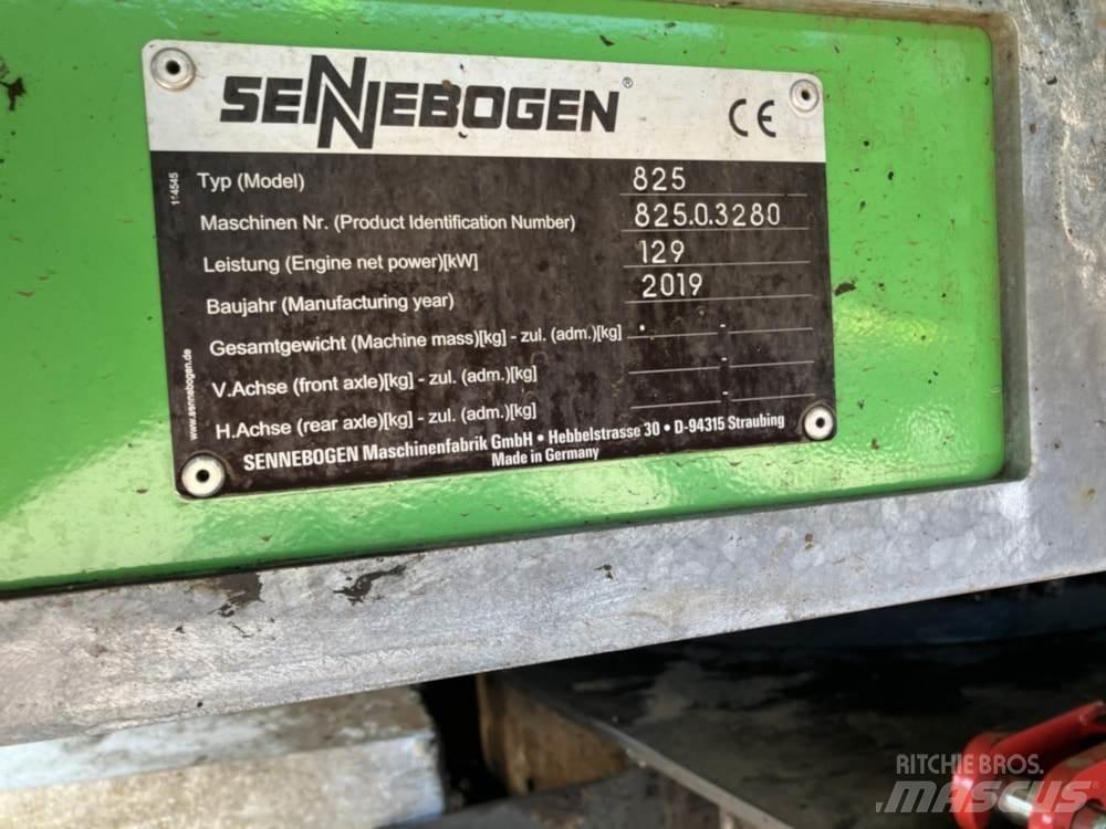 Sennebogen 825E 廃棄物／工業産廃処理機