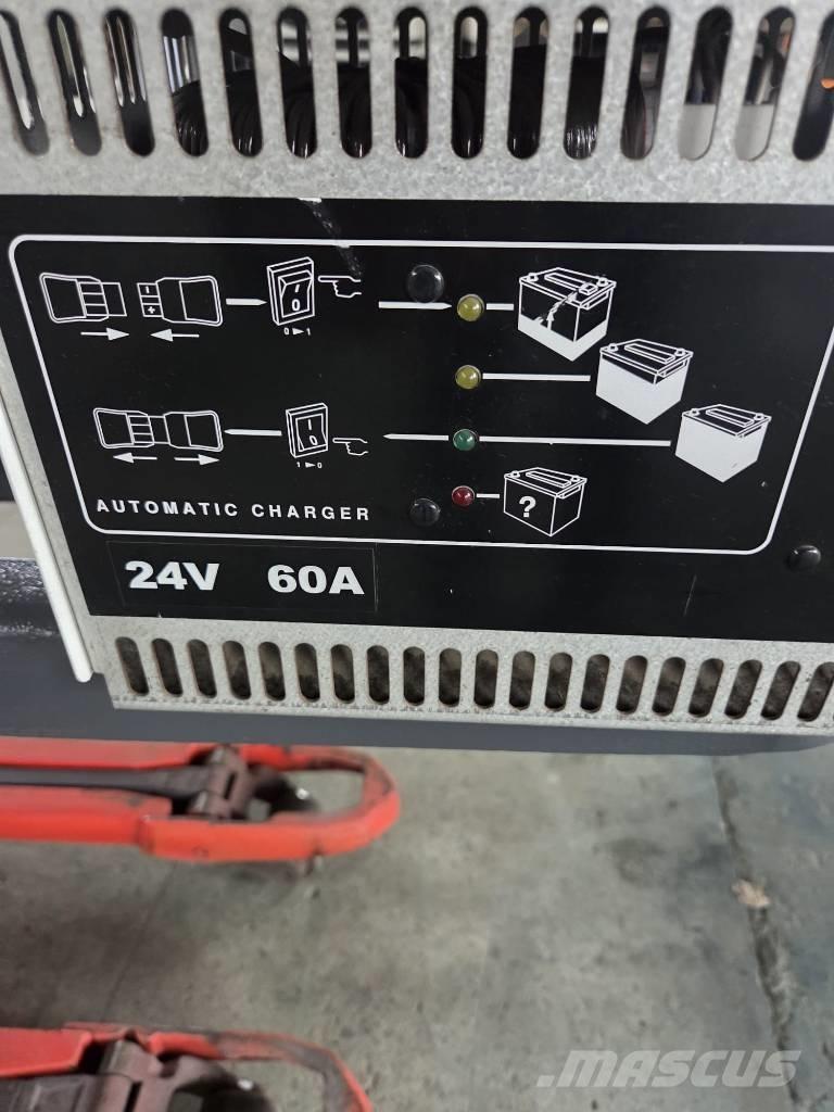 Linde L 14 AP 自走式スタッカー