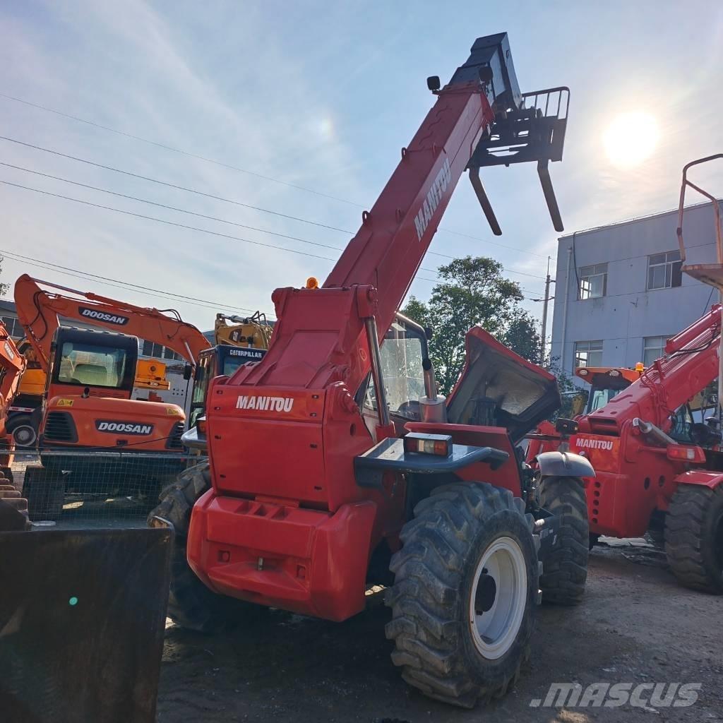 Manitou MT 1240 テレスコーピックハンドラー