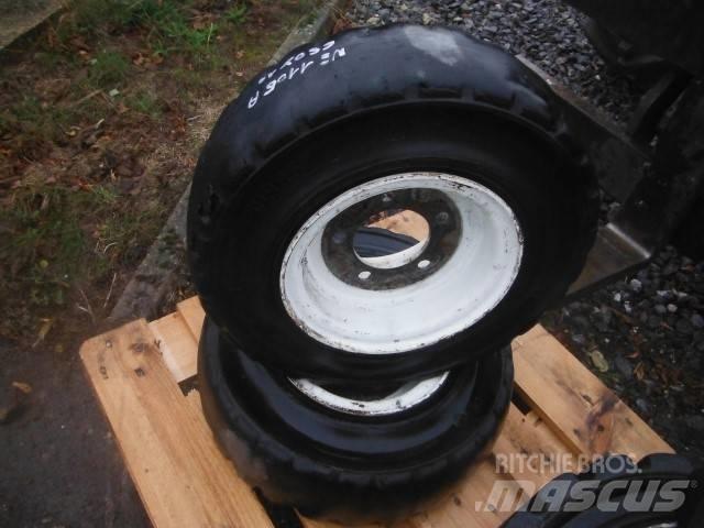 Clark 6.50R10 タイヤ、ホイル、リム