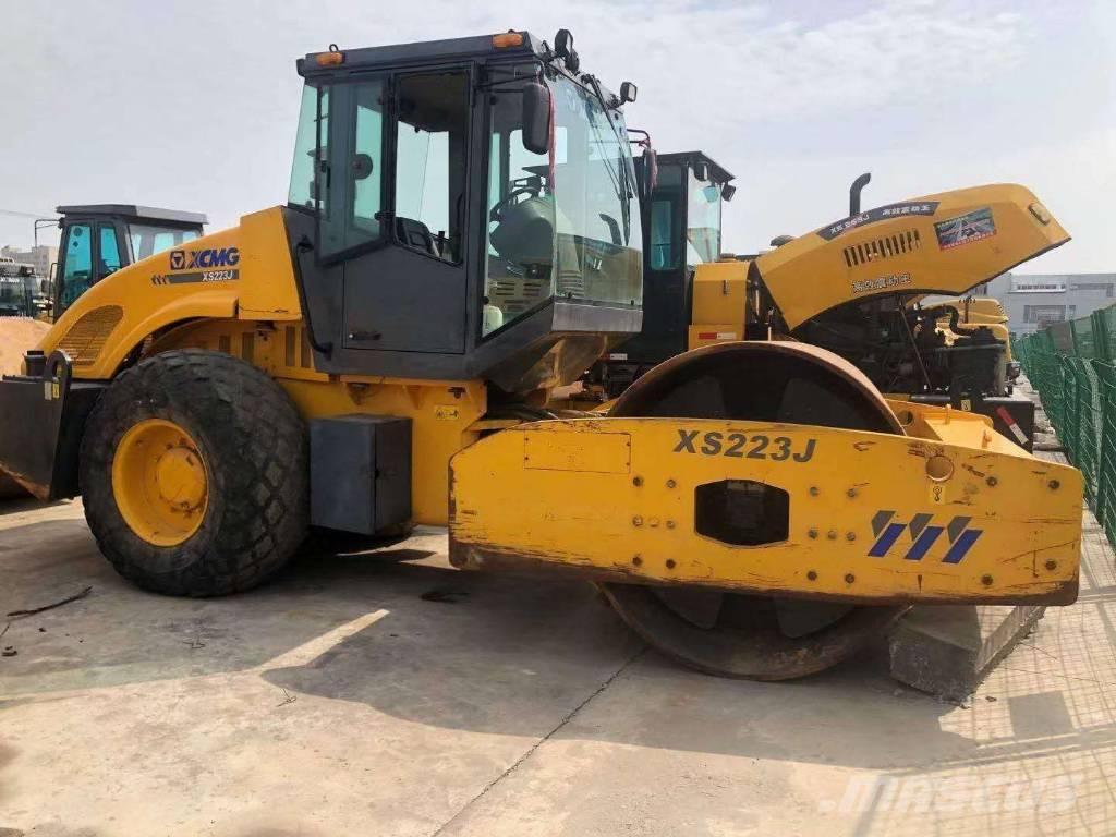 XCMG XS 223 J 振動ローラ