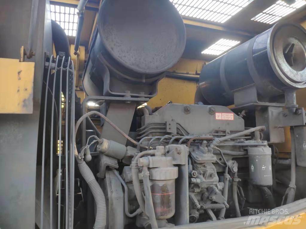 Komatsu WA 320-3 ホイールローダー・タイヤショベル