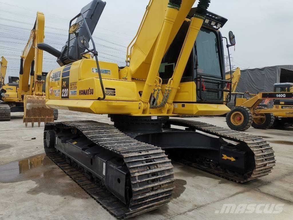 Komatsu pc220-8 大型油圧ショベル12t以上（パワーショベル・ユンボ）