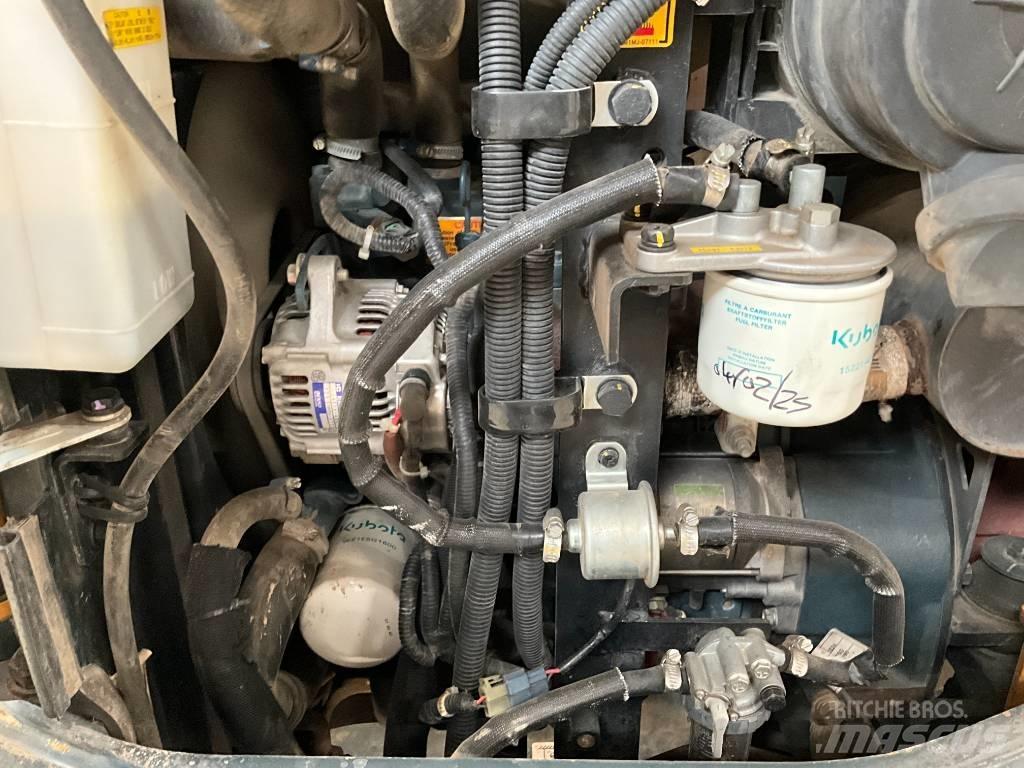 Hyundai 30 Z-9 AK ミニ油圧ショベル 7t以下（ミニユンボ・ミニディガー）