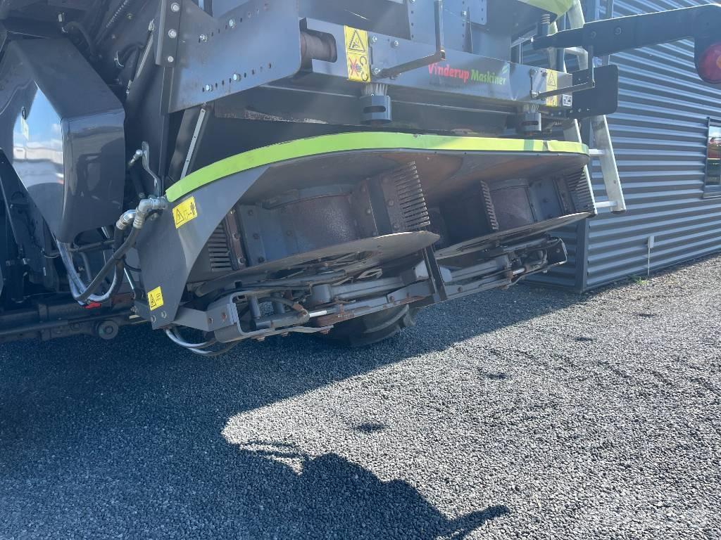CLAAS Lexion 780 TT コンバイン
