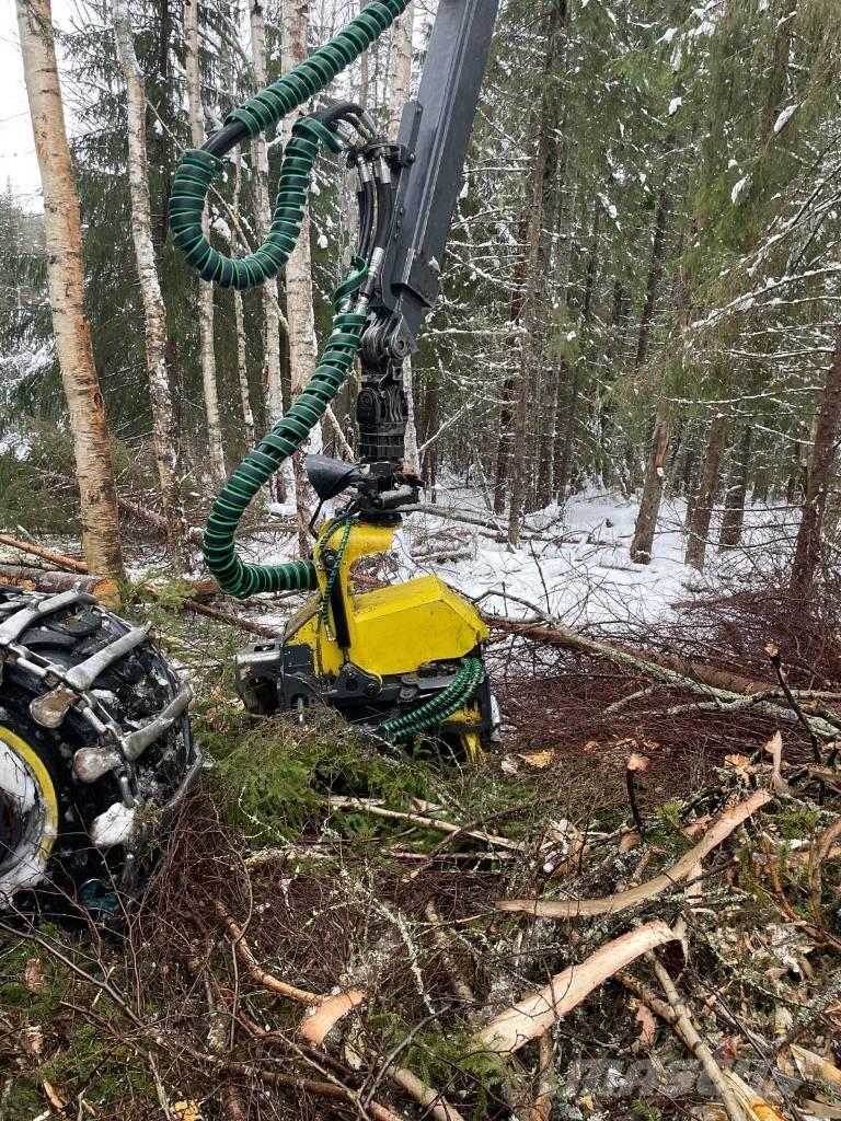 John Deere 1070 G ハーベスター