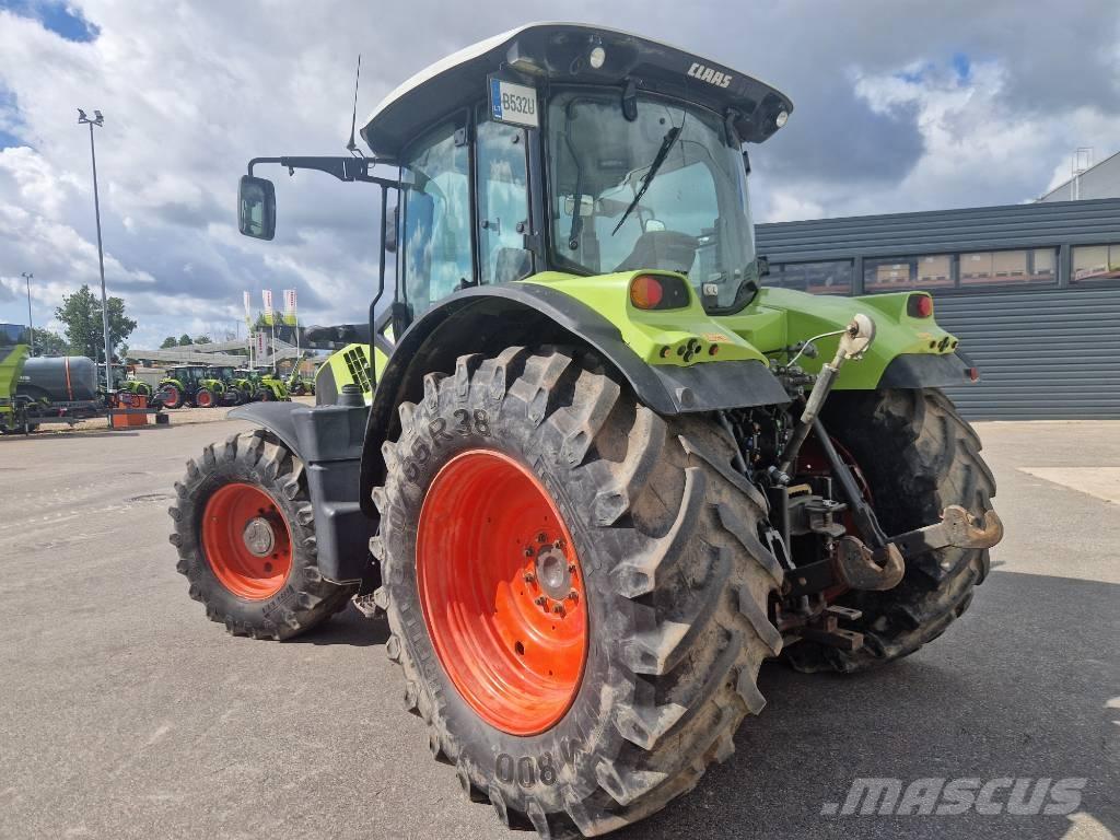 CLAAS Arion 640 CIS トラクター