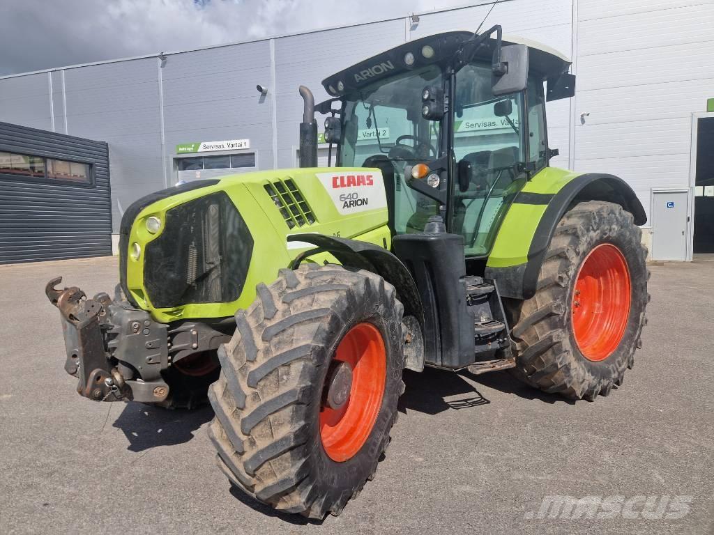 CLAAS Arion 640 CIS トラクター