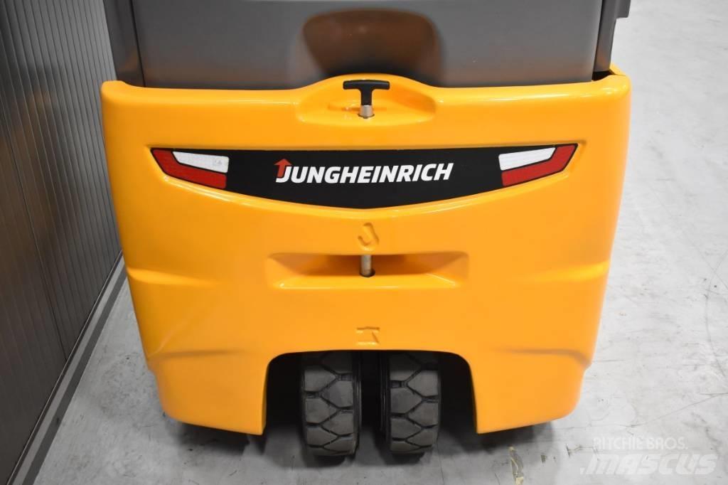 Jungheinrich EFG 213 バッテリーフォークリフト