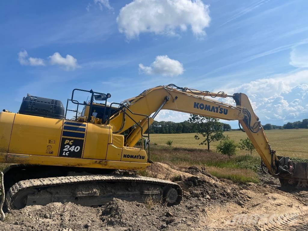 Komatsu PC 240 LC-11 大型油圧ショベル12t以上（パワーショベル・ユンボ）