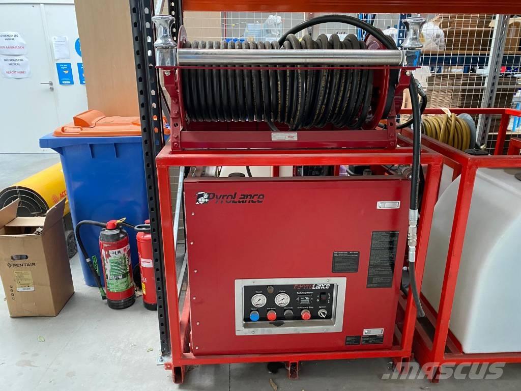  Pyrolance  UHP 消防車