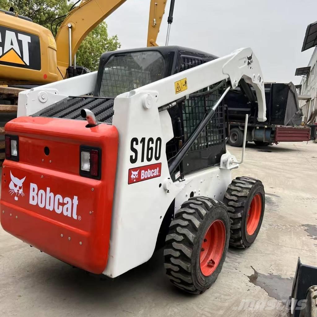 Bobcat S 160 スキッドステアローダー