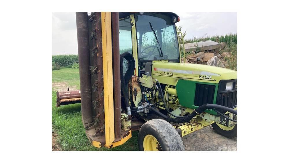 John Deere 5420 トラクター