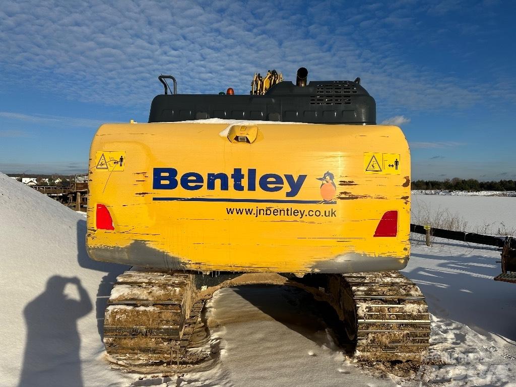 Komatsu PC 210 LC-11 大型油圧ショベル12t以上（パワーショベル・ユンボ）