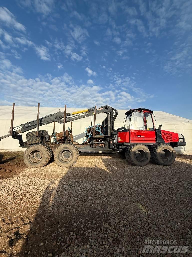 Komatsu 865 フォワーダー