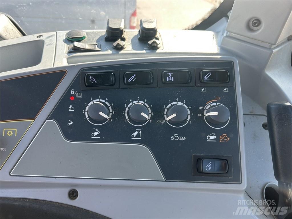 Valtra N 174 VERSU トラクター