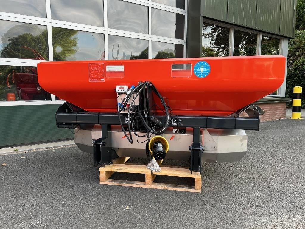 Kubota DSM 1100 ミネラル散布機