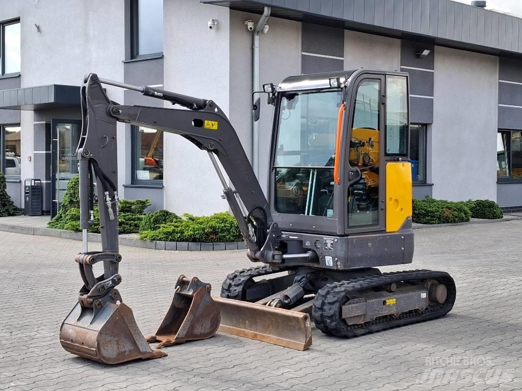 Volvo ECR 25 D ミニ油圧ショベル 7t以下（ミニユンボ・ミニディガー）