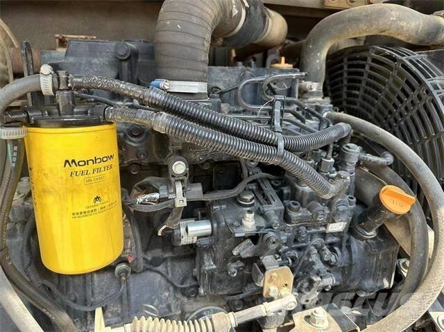 Doosan DX55 ホイール式油圧ショベル（パワーショベル・ユンボ・バックホー）