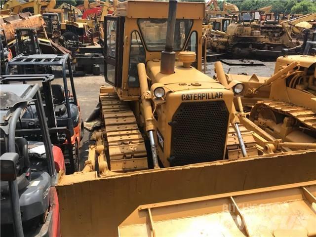 CAT D 6 D ブルドーザー