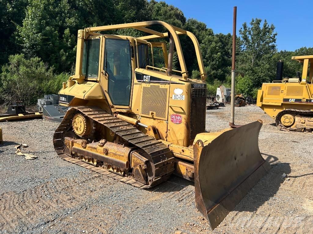 CAT D 5 N XL ブルドーザー