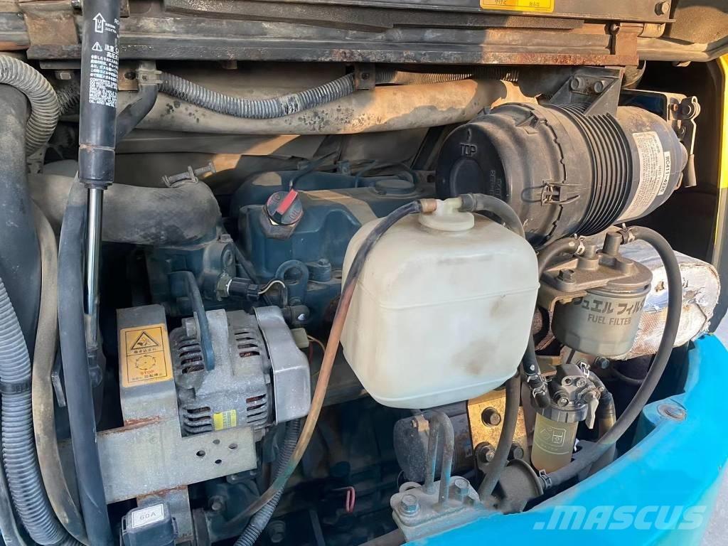 Kubota U30 ミニ油圧ショベル 7t以下（ミニユンボ・ミニディガー）