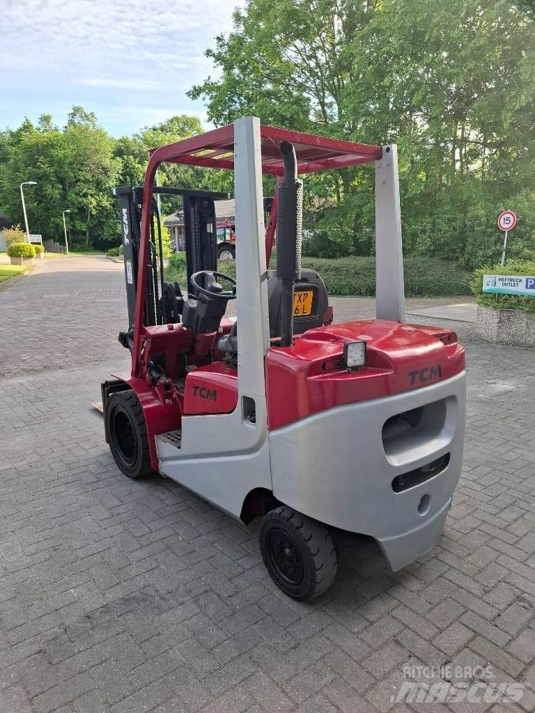 TCM FA30D-J Heftruck ディーゼル・軽油
