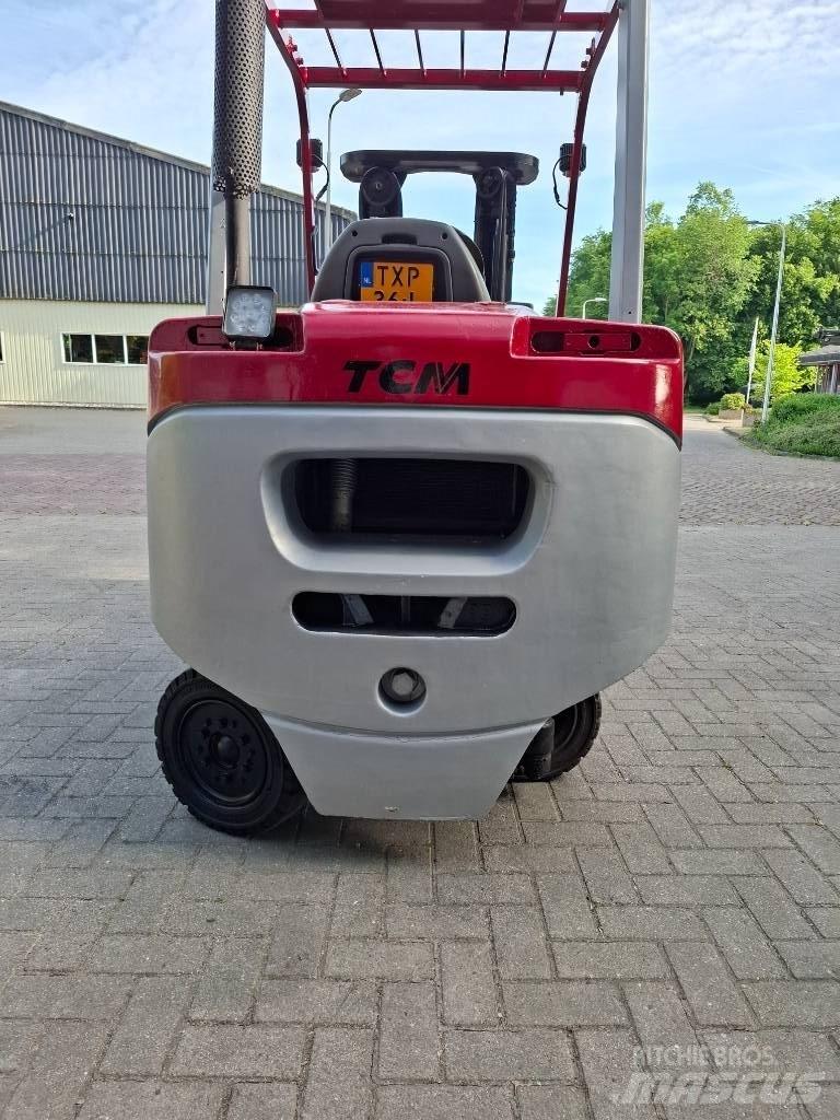 TCM FA30D-J Heftruck ディーゼル・軽油