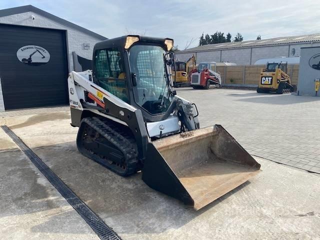 Bobcat T 450 スキッドステアローダー