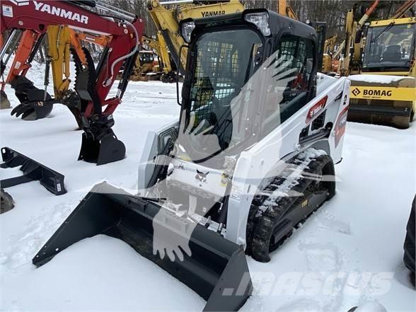 Bobcat T450 スキッドステアローダー