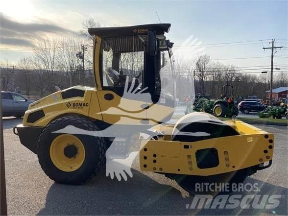 Bomag BW177D-5 振動ローラ
