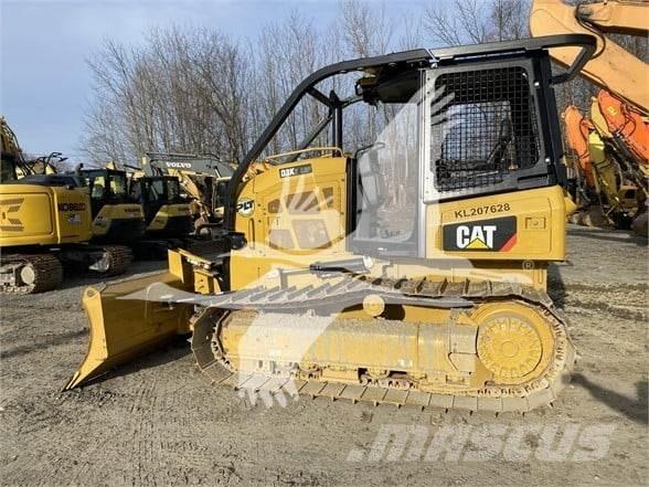 CAT D3K2 LGP ブルドーザー