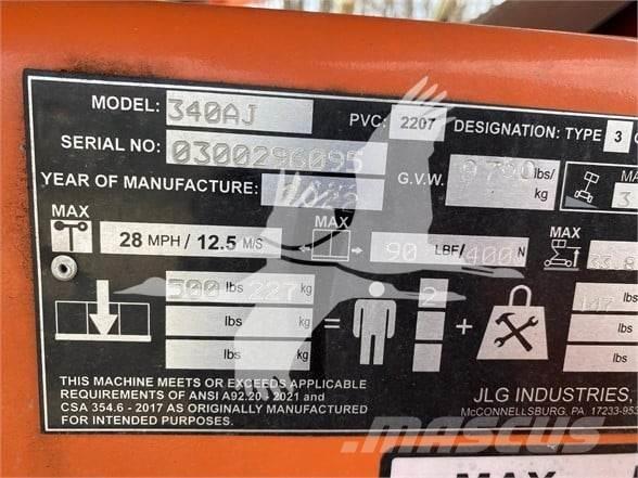 JLG 340AJ ブームリフト　屈伸型