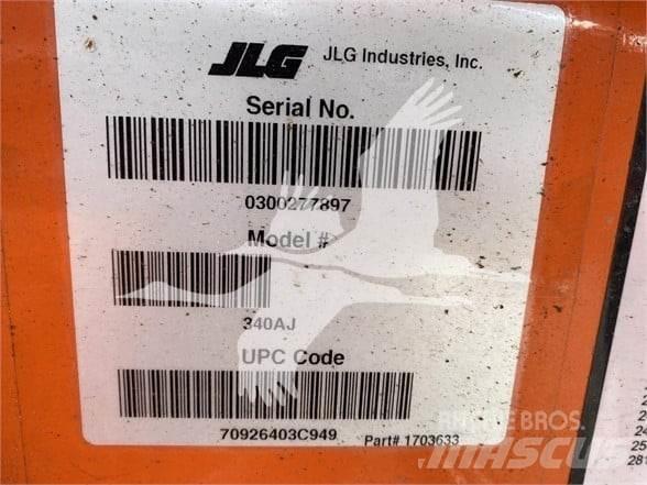 JLG 340AJ ブームリフト　屈伸型