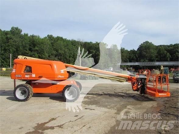 JLG 600S ブームリフト　直伸型