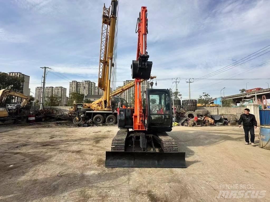Hitachi ZX 70 大型油圧ショベル12t以上（パワーショベル・ユンボ）