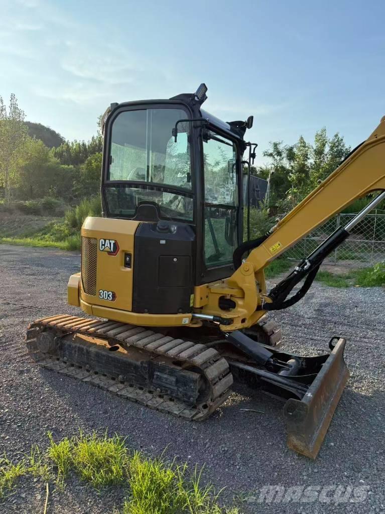 CAT 303 CR ミニ油圧ショベル 7t以下（ミニユンボ・ミニディガー）