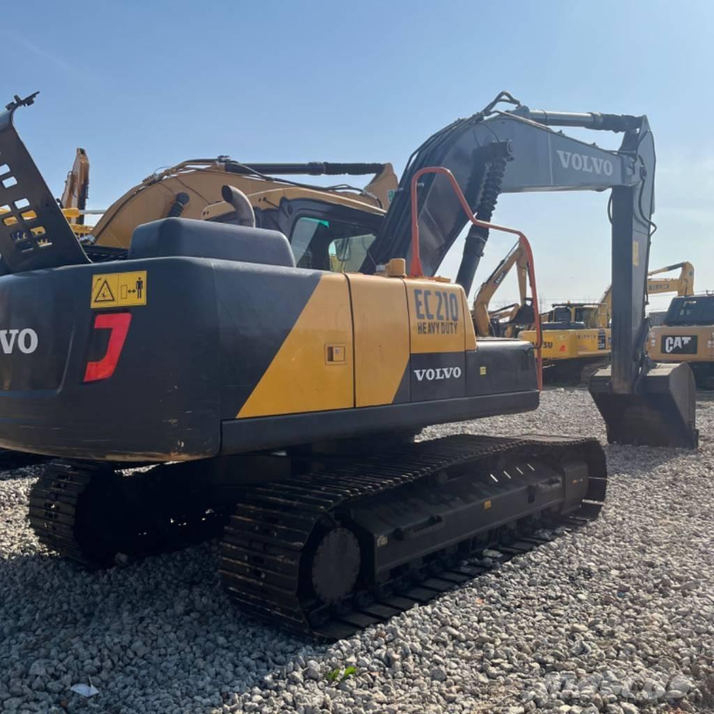 Volvo EC 210 大型油圧ショベル12t以上（パワーショベル・ユンボ）
