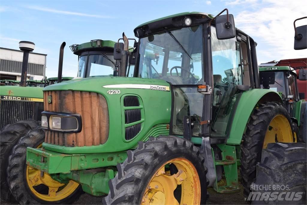 John Deere 6230 トラクター