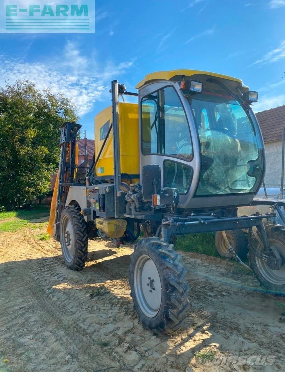 Caffini 2500 牽引型スプレイヤー