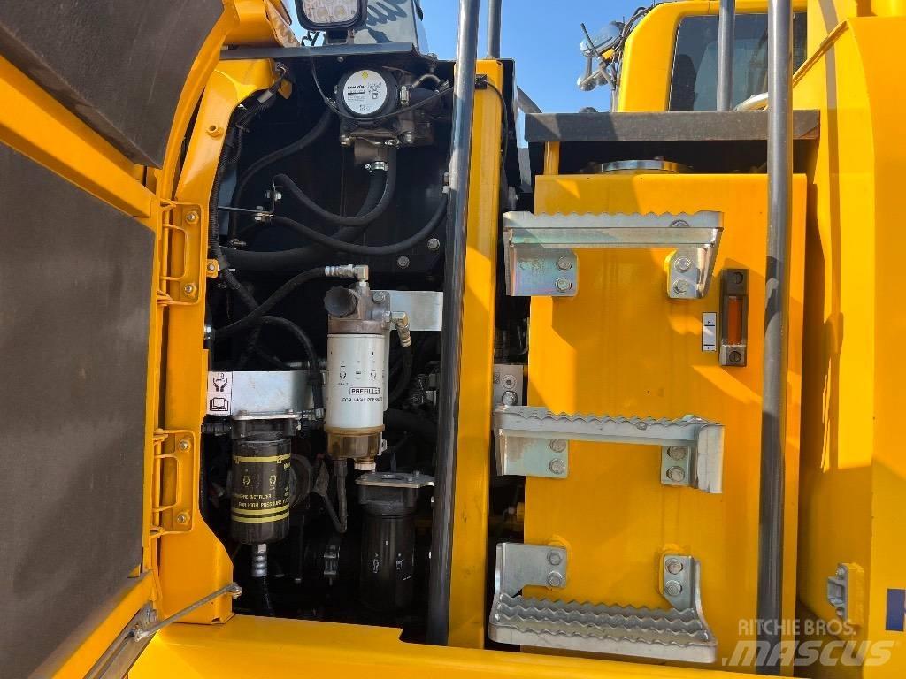 Komatsu PW 148-10 ホイール式油圧ショベル（パワーショベル・ユンボ・バックホー）