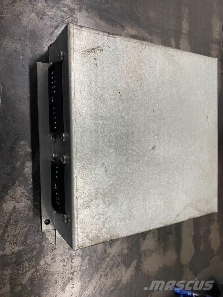 Liebherr BST-EHR 電子機器